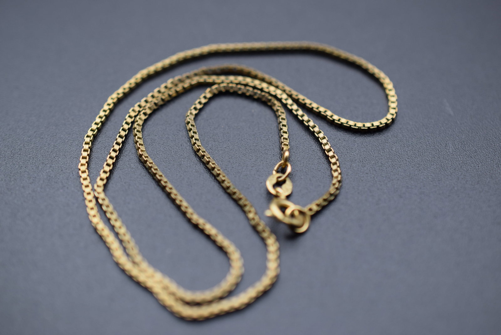 Box Style 1970's Gold Filled Chain 16" Lot 683: Box Style 1970's Gold Filled Chain 16" Long signed SNA GF