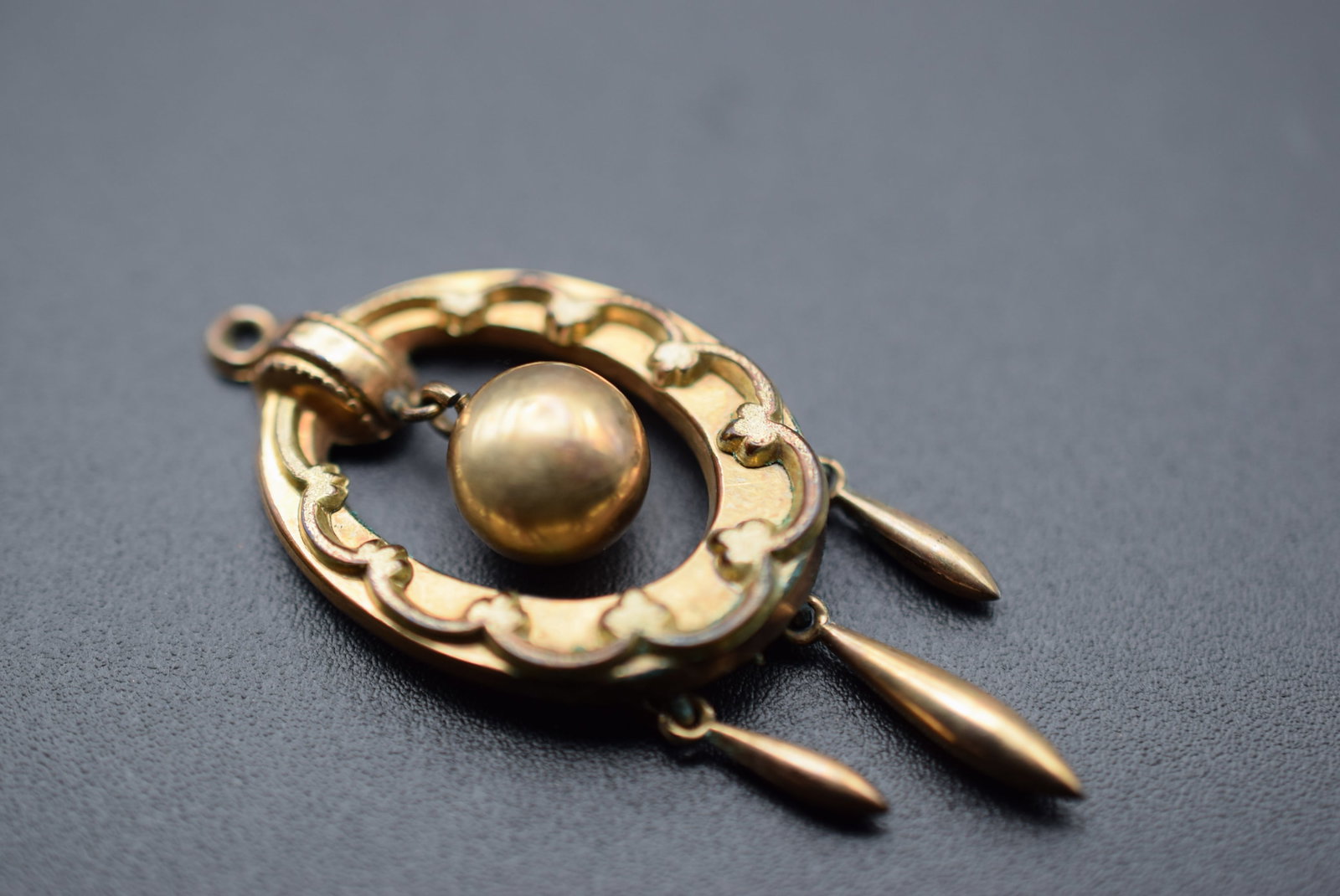 Edwardian Dangle Pendant Vintage Lot 705: Edwardian Dangle Pendant Vintage measures 1 3/4" x 3/4"