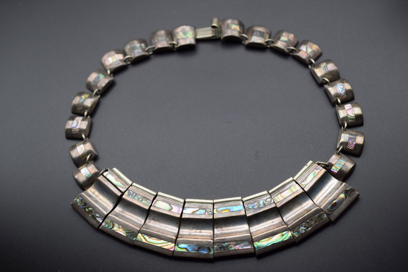 Mexico Abalone Vintage Necklace Signed Sterling Silver 925 Lot 781: Mexico Abalone Vintage Necklace Signed Sterling Silver 925 Weighs 59.26 grams measures 14" x 1 1/8" signed Taxco Sterling Mexico 925 3 in Eagle