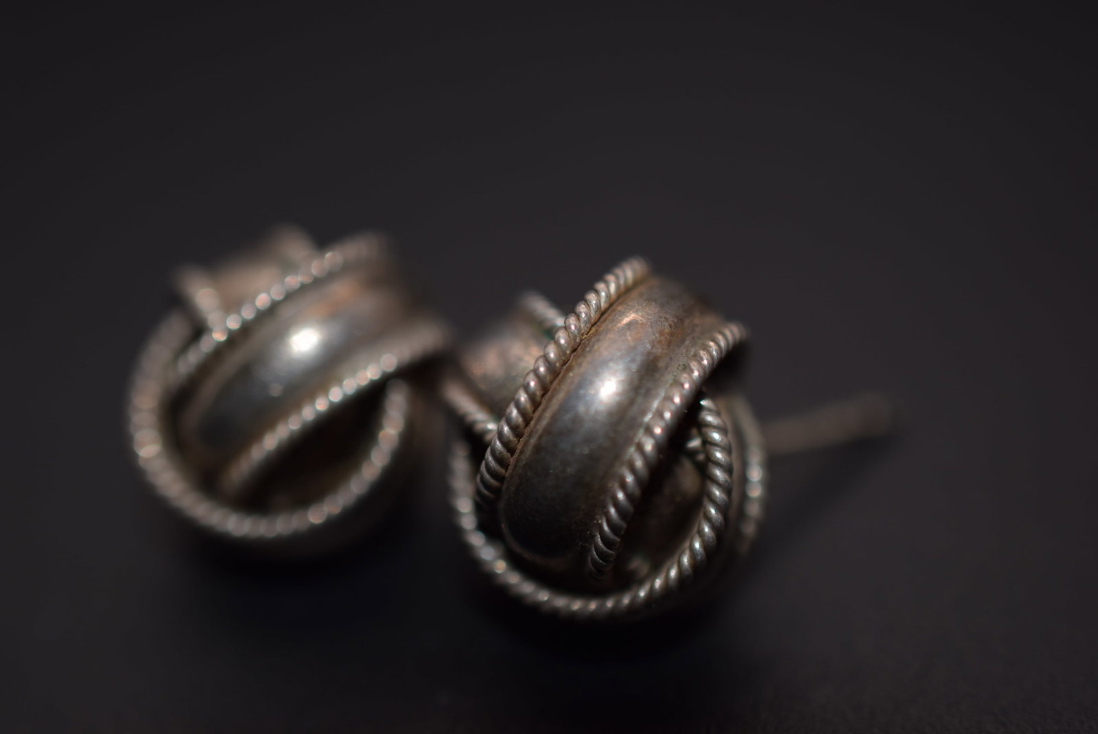 Knot Stud Pierced Earrings Lot 925: Knot Stud Pierced Earrings Weighs 6 grams measures 5/8" diameter unsigned