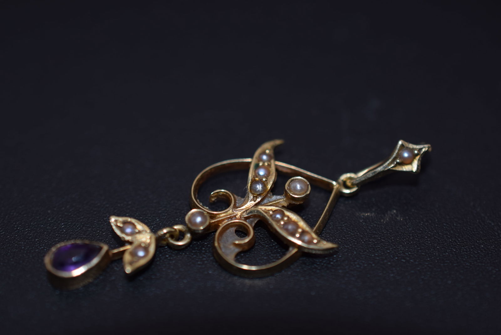 14K Gold Victorian Lavaliere Amethyst and Seed Pearls Vintage Gorgeous Pendant    Lot 943 (1 of 4)