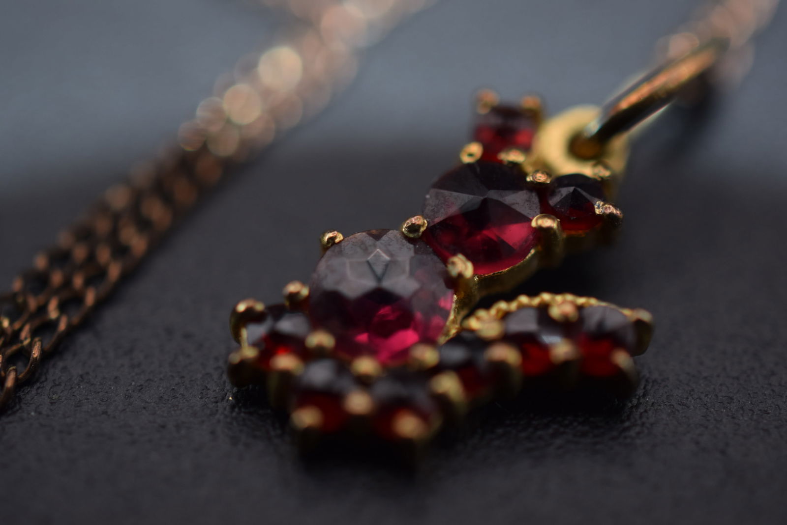 Garnet Cat Pendant Necklace Vintage Sterling Vermeil Lot 1080: Garnet Cat Pendant Necklace Vintage Sterling Vermeil chain weighs 2 grams signed 1/20 12K Gold Filled and the Pendant is signed STG chain measures 18" long and the pendant measures 5/8" x 3/8" without