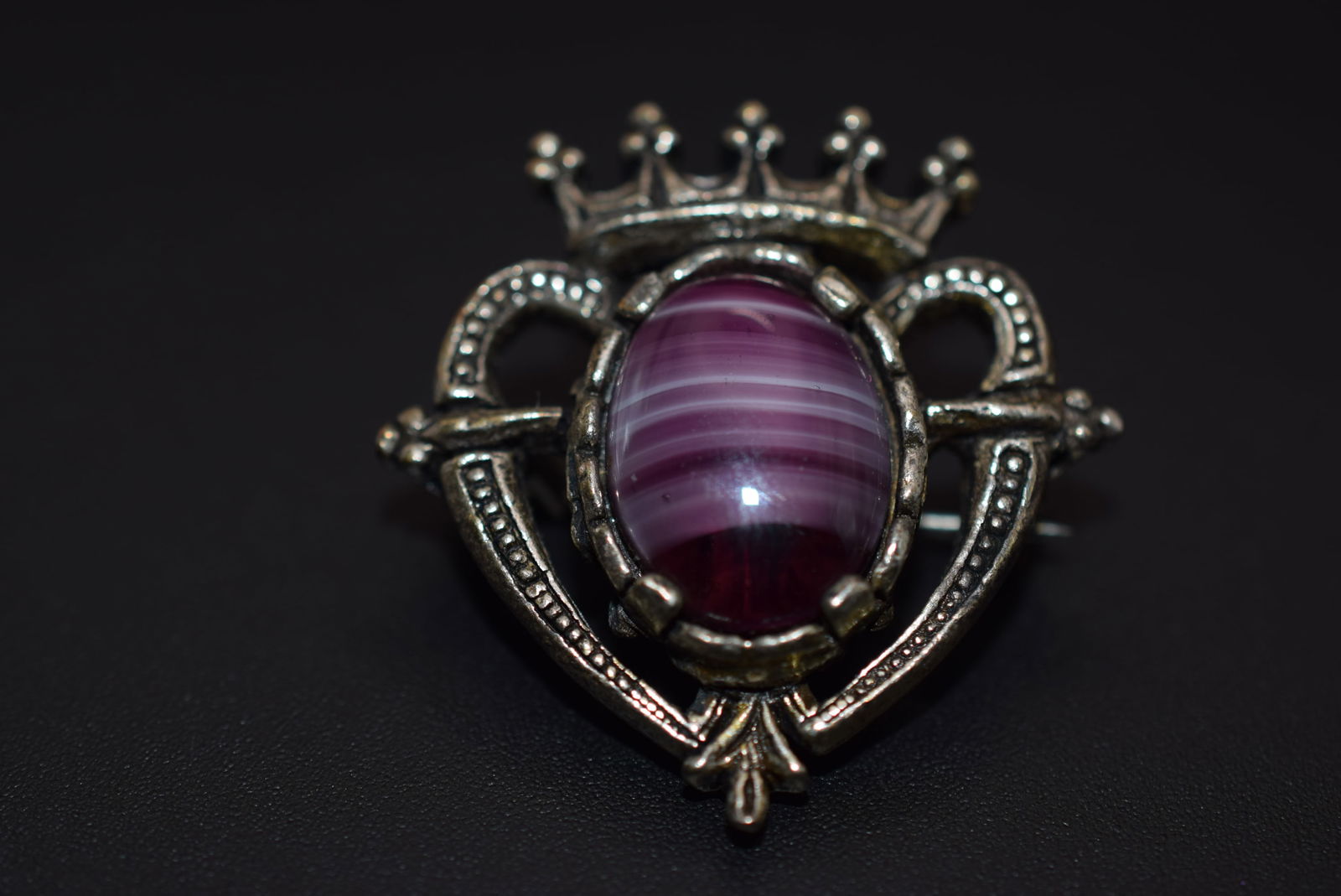 Miracle Celtic Brooch Pin Vintage  Lot 1223 (1 of 2)