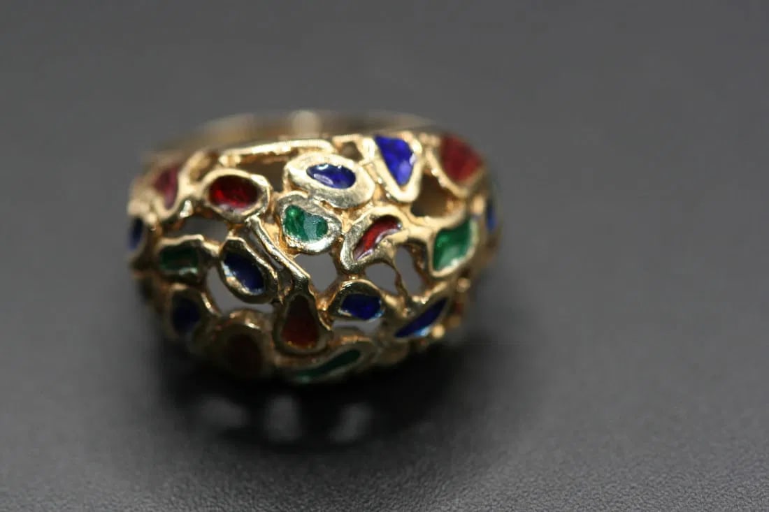 Enamel Ring vintage Modernist size 7.5 .lot#302: Enamel Ring vintage Modernist size 7.5
