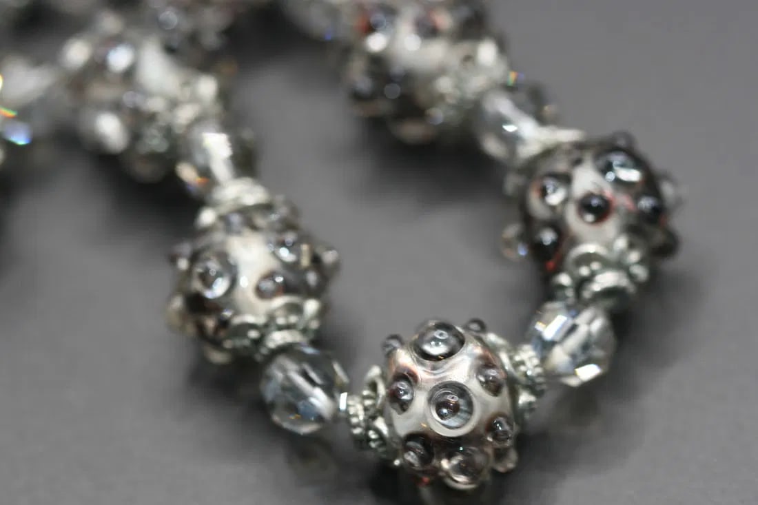 Murano Gray Glass Bracelet Art Glass Beads .lot#334: Murano Gray Glass Bracelet Art Glass Beads measure 11mm