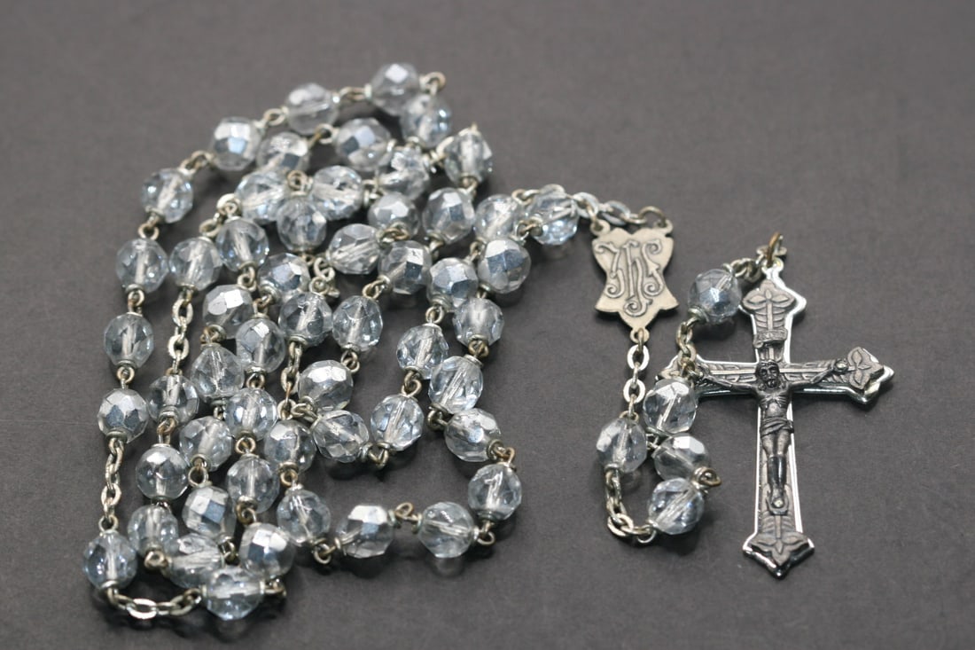 Crystal Rosary vintage Lot 710: Crystal Rosary vintage circumference 29" Drop 7" Hanging Length 21 1/2" ornate Crucifix
