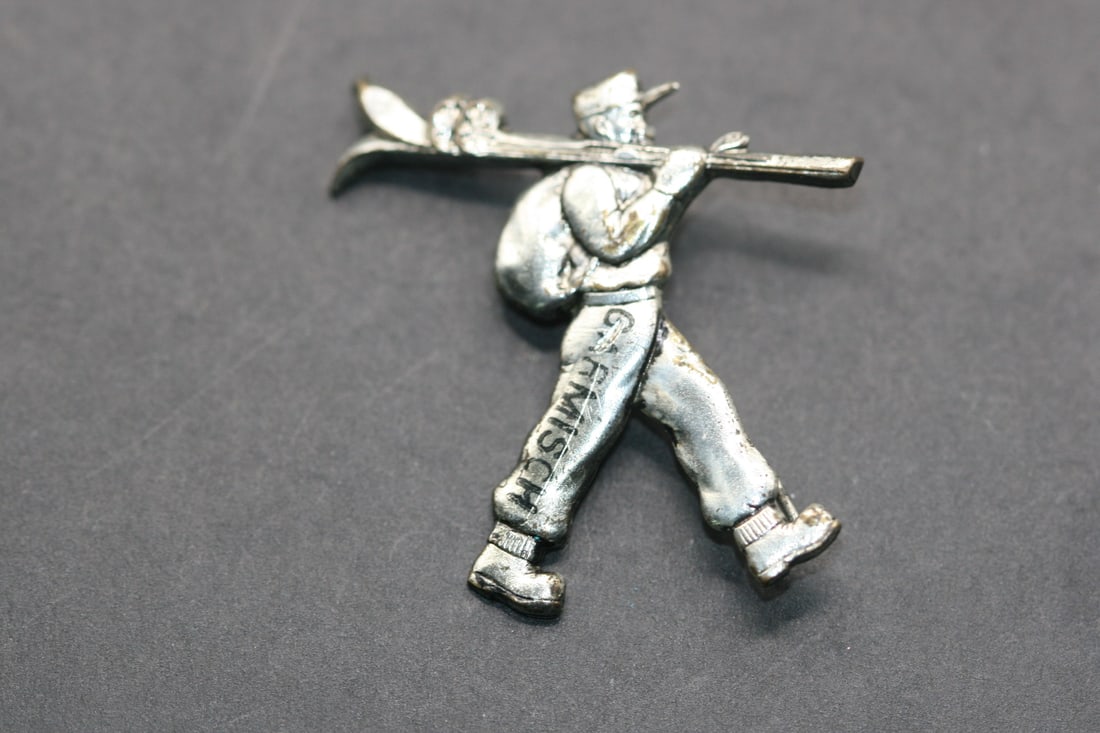 Garmisch Silver Skier ski brooch pin Vintage Lot 777: Garmisch Silver Skier ski brooch pin Vintage measures 1 5/8" x 1 3/8"