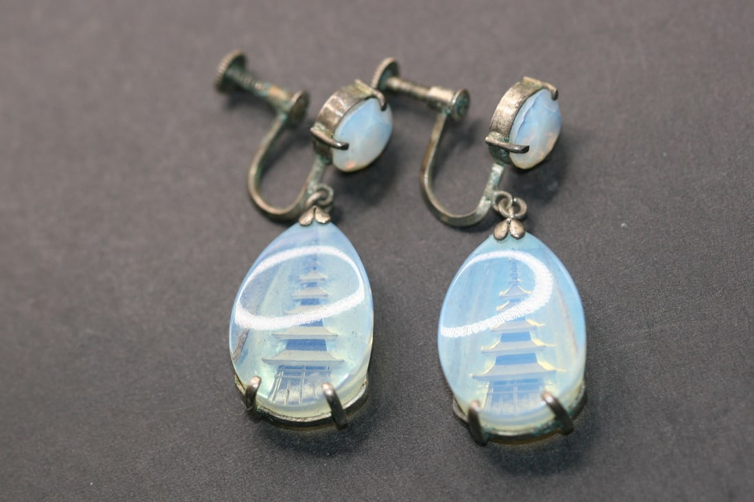 Opaline intaglio oriental Pagoda Earrings Vintage Lot 792: Opaline Glass intaglio oriental Pagoda Earrings Vintage measures 1 1/2" x 5/8"