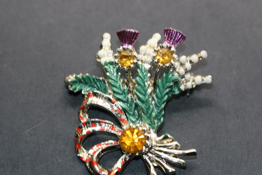 Thistle Celtic 1940's Brooch Pin Vintage Lot 823 (1 of 3)