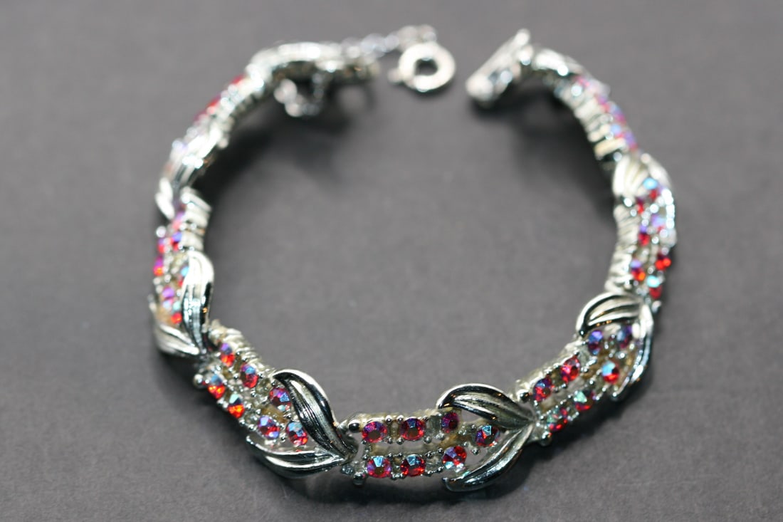 Coro Red AB Rhinestone Bracelet Vintage Signed Lot 920: Coro Red AB Rhinestone Bracelet Vintage Signed Measures 7" x5/8"