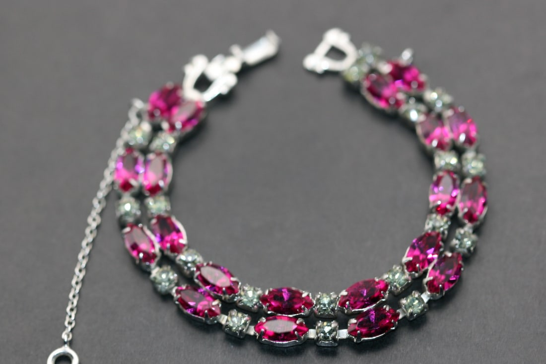 Sherman Rhinestone Vintage Double Row Bracelet Lot 1153 (1 of 6)