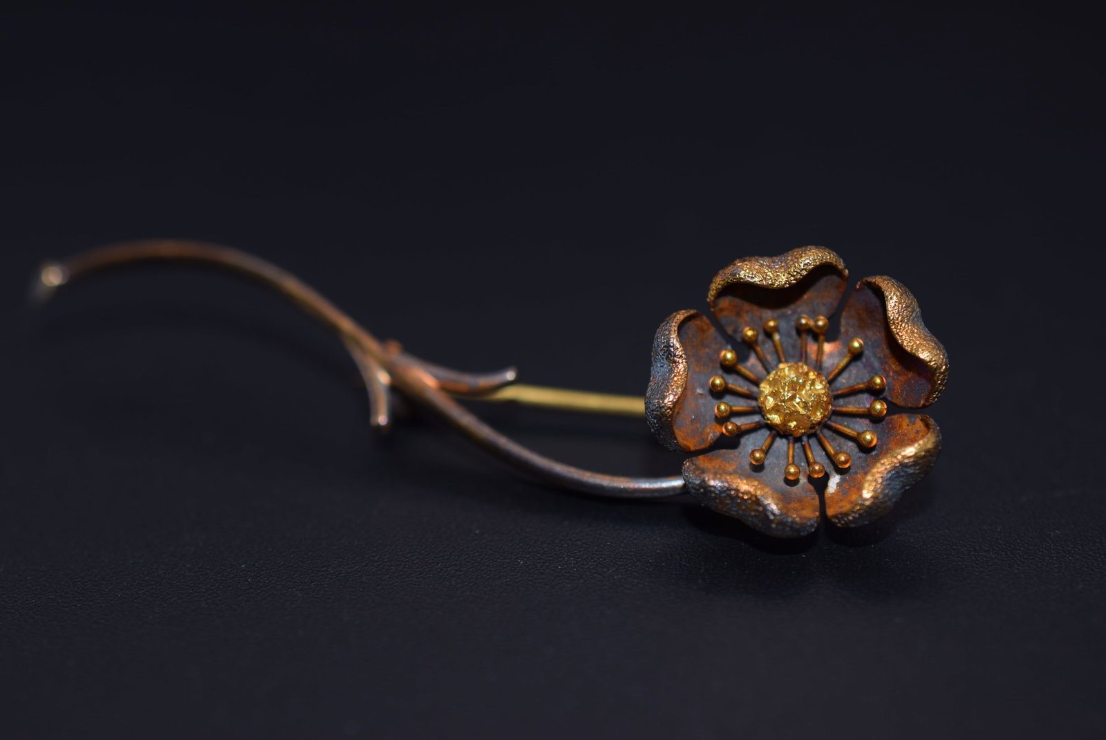 Edwardian Flower Brooch Pin Vintage Old Lot#CF 25: Edwardian Flower Brooch Pin Vintage Old measures 2 1/2" x 3/4"