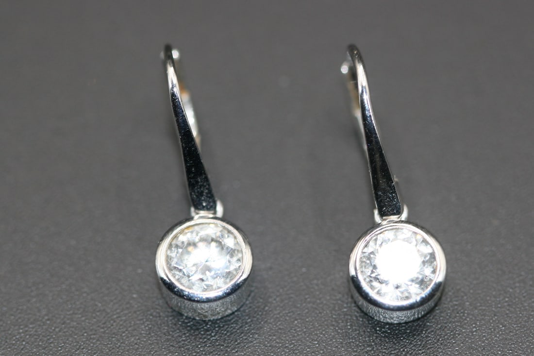 CZ Rhinestone Brilliant Sterling Silver 925 Pierced Earrings .Lot#39: CZ Rhinestone Brilliant Sterling Silver 925 Pierced Earrings singed PAJ 925 measures 3/8" in diameter