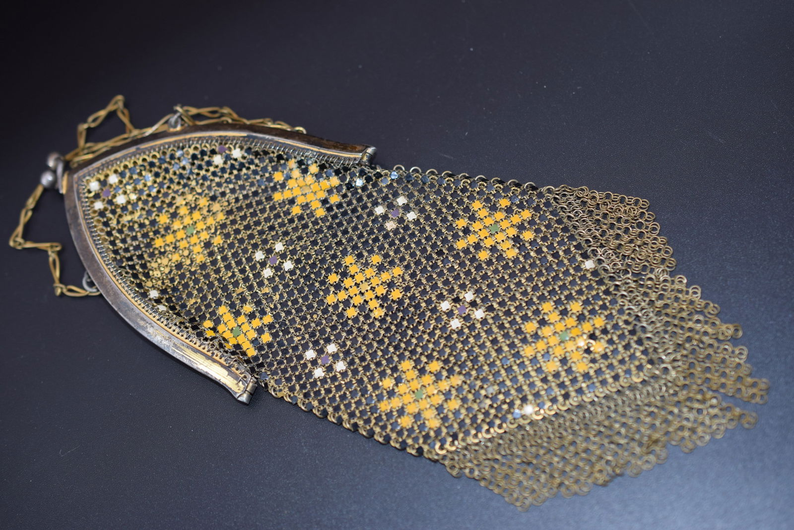 Vintage Purse Beaded Chain Mail Enamel Lot#77: Vintage Purse Beaded Chain Mail Enamel measures 8" x 3" plus handle