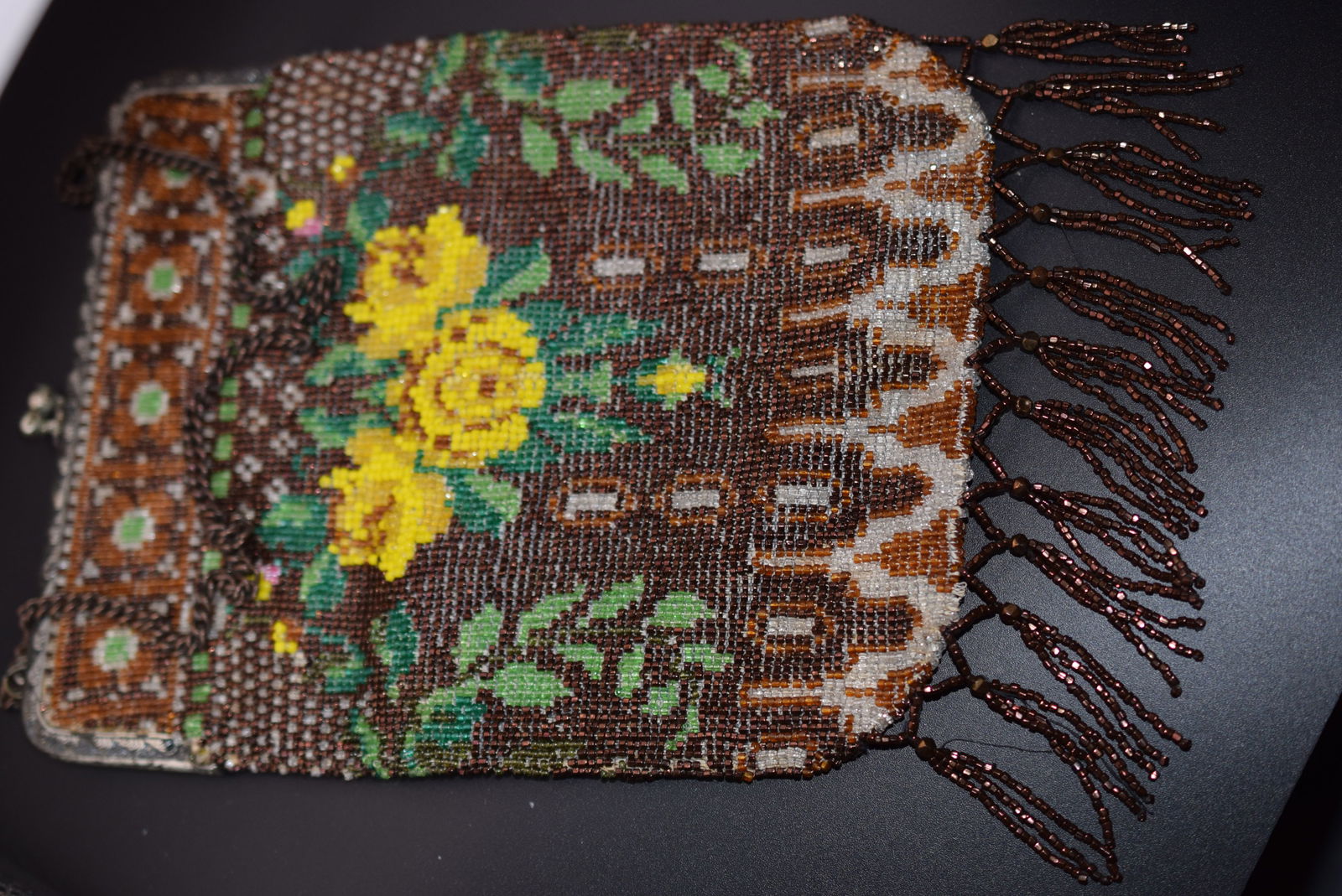 Vintage Purse Beaded Lot#CF 81: Vintage Purse Beaded measures 8 1/2" x 6 1/2" plus handle and fringe