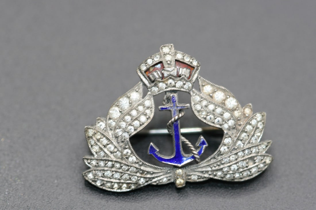 England SCP Nautical Sterling Silver Enamel Brooch Pin Vintage .Lot#115: England SCP Nautical Sterling Silver Enamel Brooch Pin Vintage measures 1 1/4" x 1" signed inside 2 2 and England And SCPfabulous !