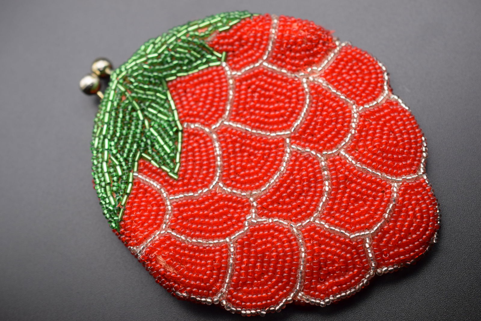 Strawberry Coin Purse Beaded Hand Made Vintage Lot#CF 121 (1 of 4)