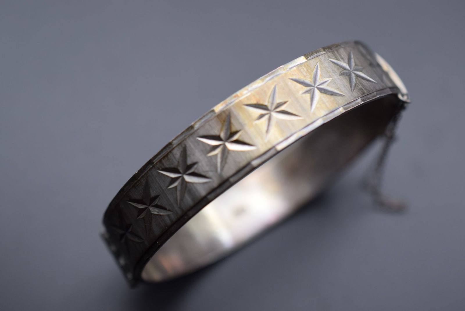 British Hallmarked Hinged Sterling Old Bracelet 29 grams Lot#CF 183 (1 of 4)