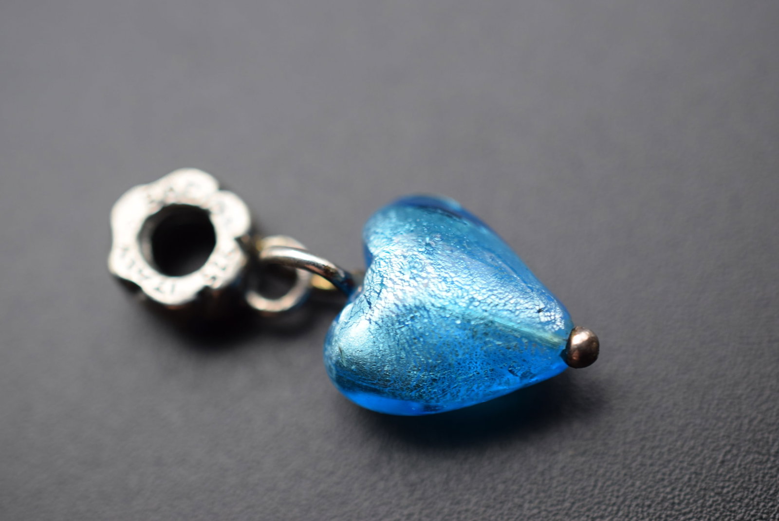 Bacio Italy Murano Art Glass Heart Charm for Pandora chamilla Story Sterling Lot#CF 195: Bacio Italy Murano Art Glass Heart Charm pendant for Pandora chamilla Story Sterling