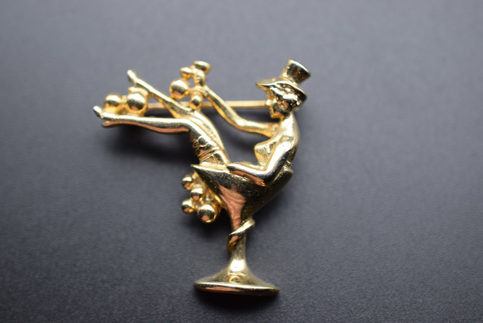 Champagne Lady Brooch Pin Lot#CF 218: Champagne Lady Brooch Pin Measures 1 1/4" x 1 3/8"