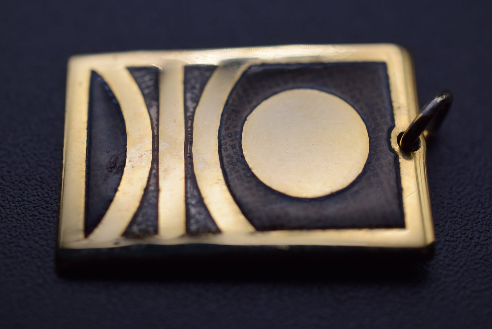 De Passille Sylvestre Enamel Vintage Pendant Lot#CF 239: De Passille Sylvestre Enamel Vintage Pendant measures 7/8" x 5/8"
