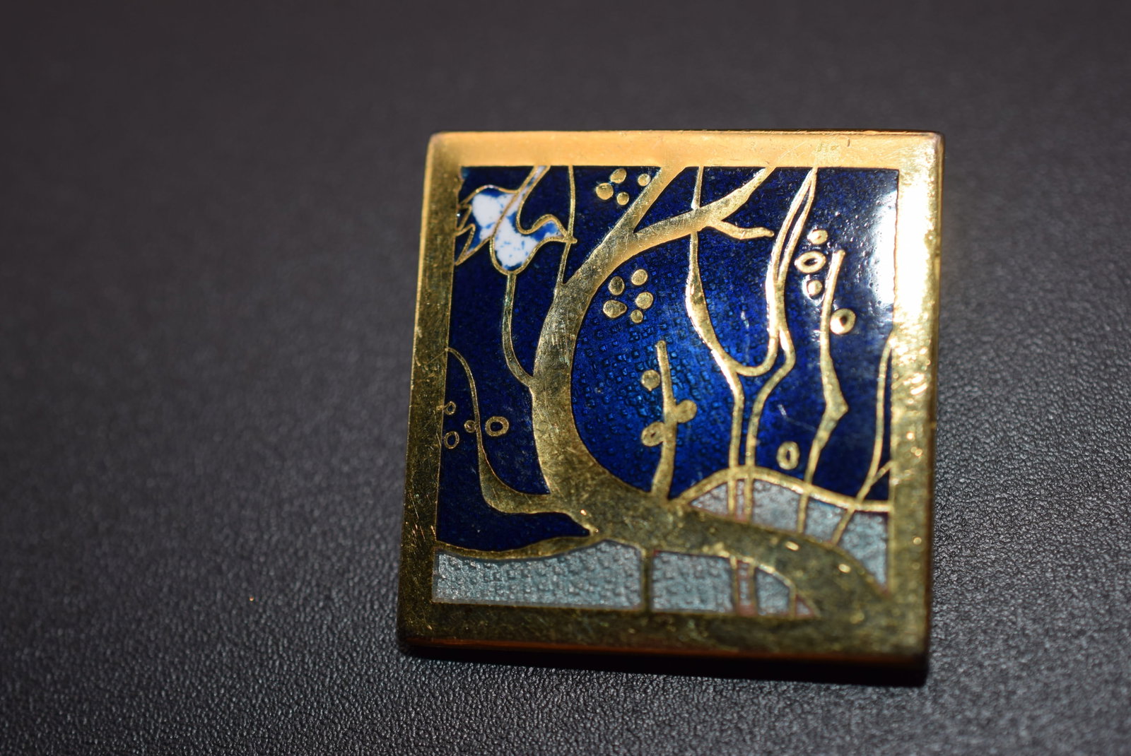 Passille Sylvestre Enamel Brooch Pin Modernist Vintage Lot#CF 247: Passille Sylvestre Enamel Brooch Pin Modernist Vintage measures 1" x 1"