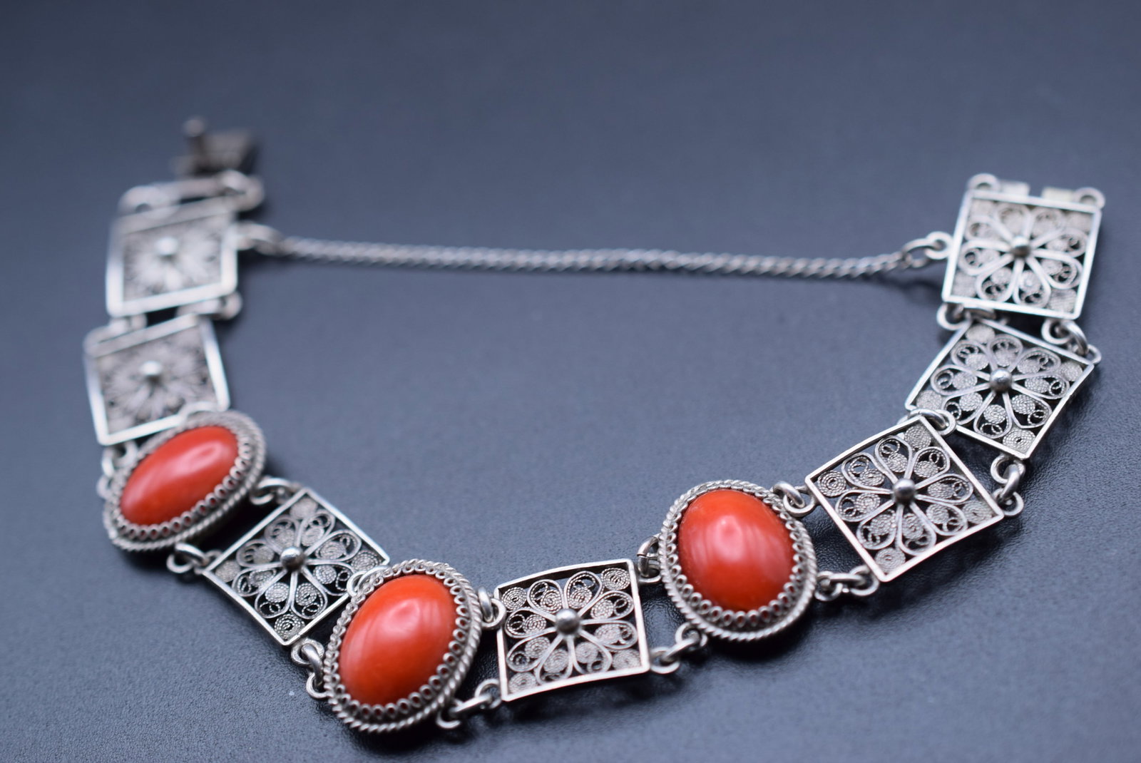 Genuine Coral Filigree 1930's Sterling Silver Bracelet Vintage Lot#CF 308: Genuine Coral Filigree 1930's Sterling Silver Bracelet Vintage measures 7" x 1/2" with safety chain