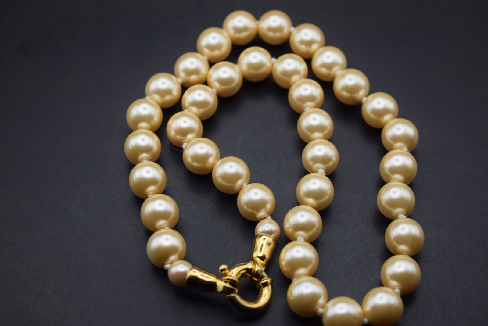 12mm Glass Pearl Necklace Knotted 19" long Lot 445: 12mm Glass Pearl Necklace Knotted 19" long