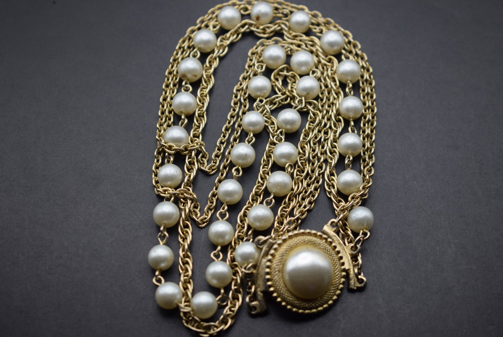 Pearls and chains 1940's 4 strand necklace vintage Lot 447: Pearls and chains 1940's 4 strand necklace vintage measures 16" long