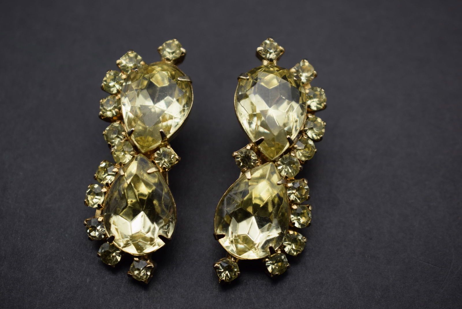 Citrine Sun Jonquil Large Rhinestone Clip Earrings Vintage Lot 468 (1 of 2)