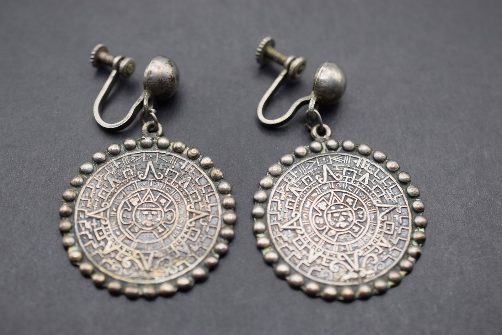 Mayan Sun Mexico Silver Screw Back Earrings Vintage Lot 530 (1 of 3)