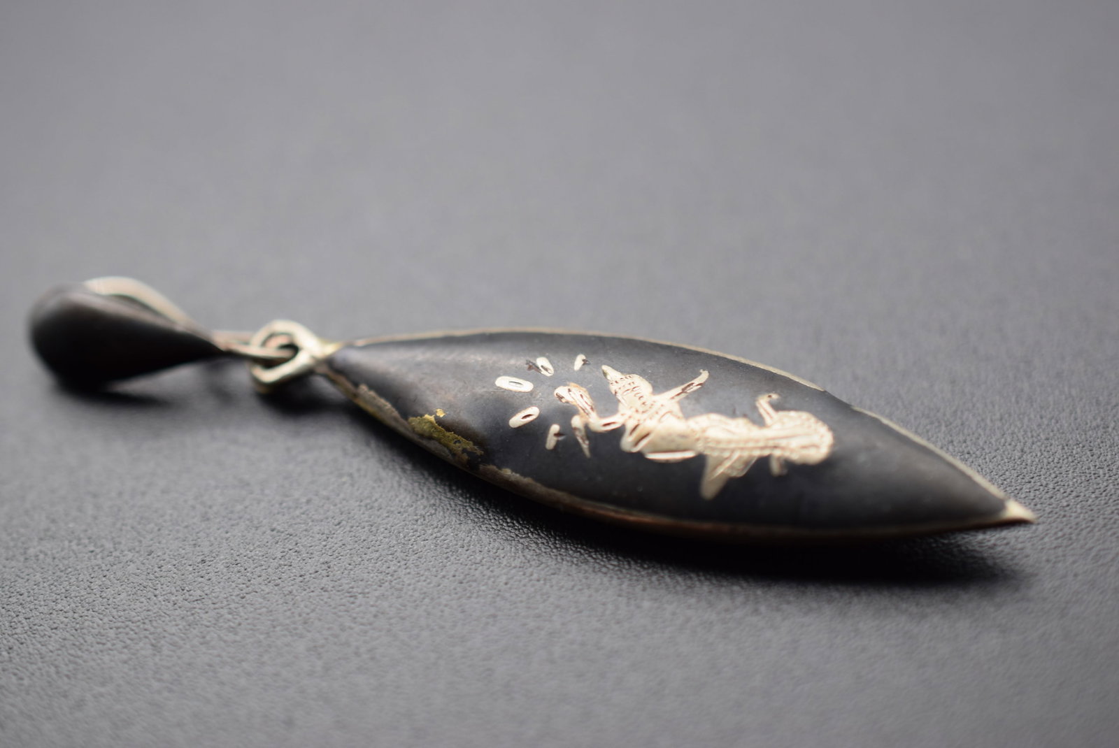 Siam Sterling Silver 925 Enamel Lot#CF 554: Siam Sterling Silver 925 Enamel Pendant Vintage measures 2 3/8" x 1/2"