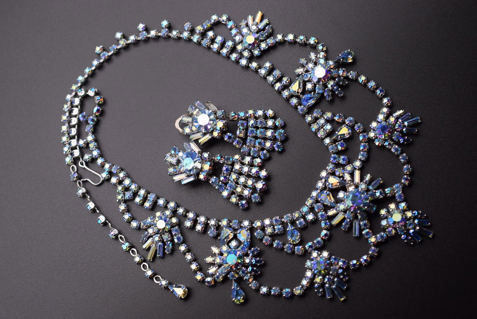 Rhinestone Baguette Necklace Clip Earrings Lot#CF 560: Rhinestone Baguette Necklace Clip Earrings Vintage 1940's measures 17 1/2" x 1 7/8" and the matching clip earrings measure 1 5/8" x 3/4"