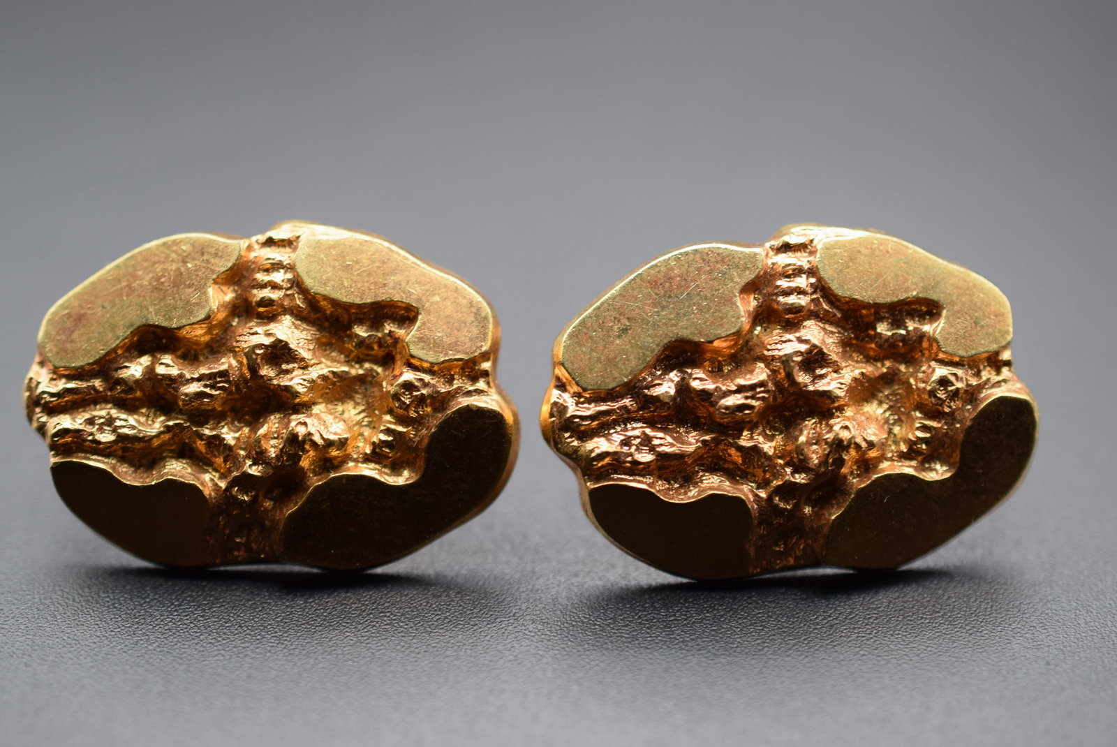 Modernist Brutalist Cufflinks Vintage 1970's Lot#CF 584: Modernist Brutalist Cufflinks Vintage 1970's Measures 1 1/4" x 1"