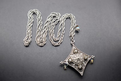 Silver Necklace Brooch Vintage Lot 618: Silver Necklace Brooch Vintage not sterling the chain detaches from the brooch can be worn either way. Chain measures 36" long and the Brooch measures 2 1/2" x 2 1/2"