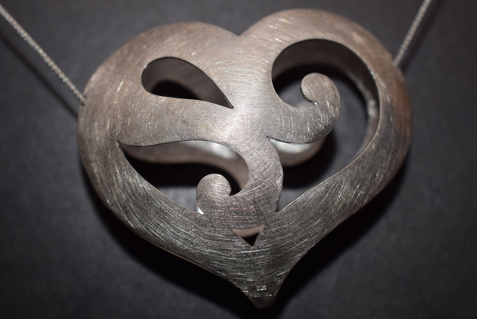 Brushed Modernist Puffy Cutout Heart Necklace Pendant Lot 38 (1 of 3)