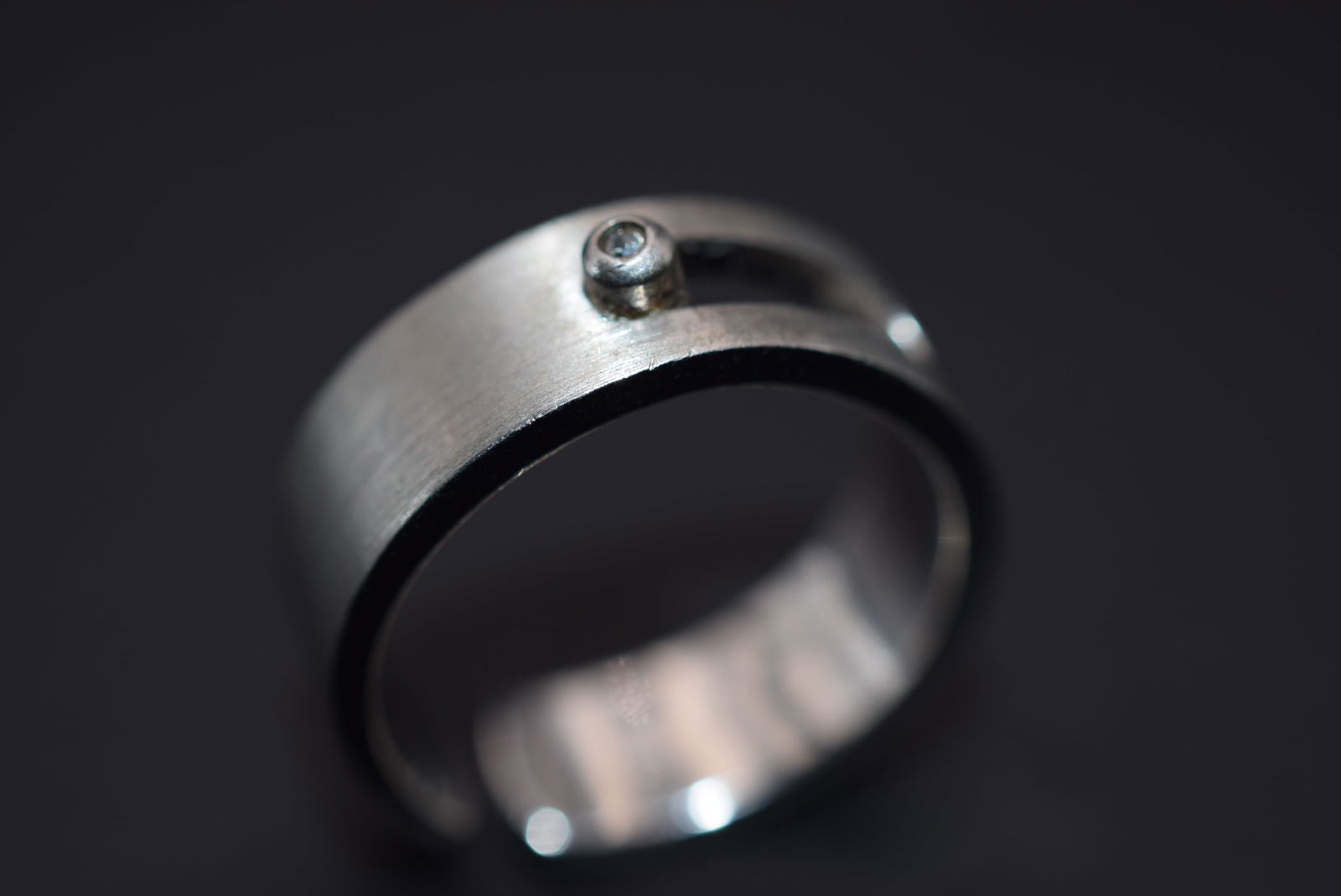 Brushed Sterling Silver 925 Modernist Ring Size 9 Lot# DG 53 (1 of 5)