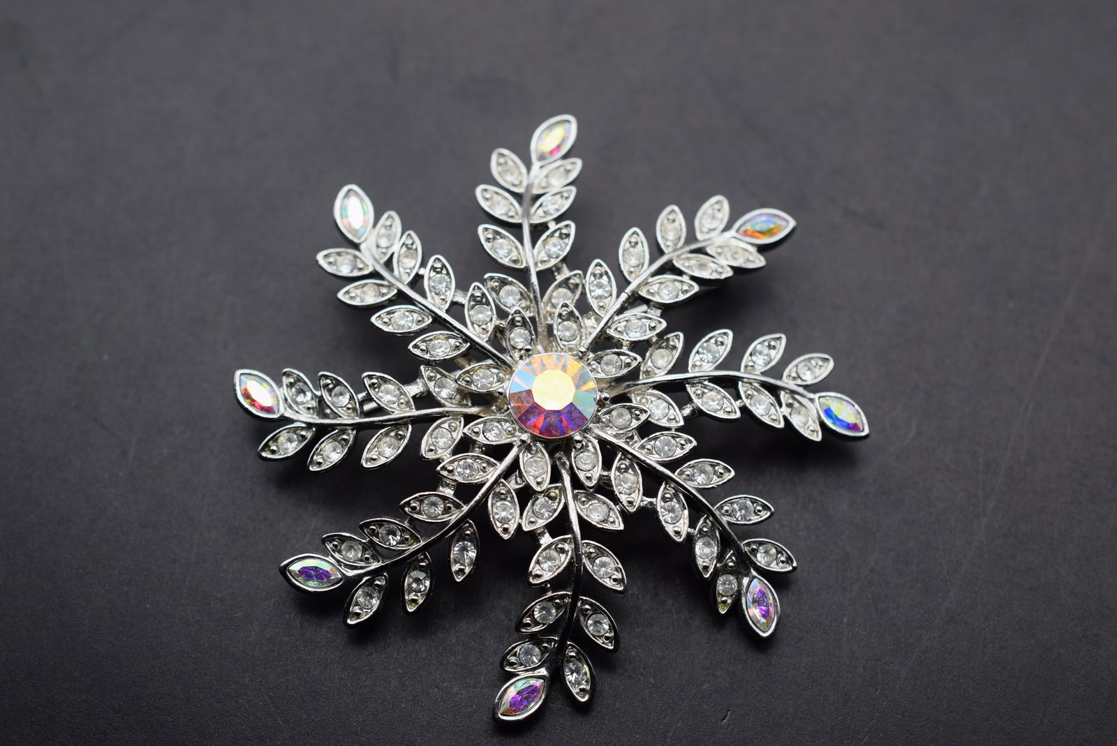 Avon SP Vintage 1960's Brooch Pin Rhinestones Huge Starburst Lot 72 (1 of 3)
