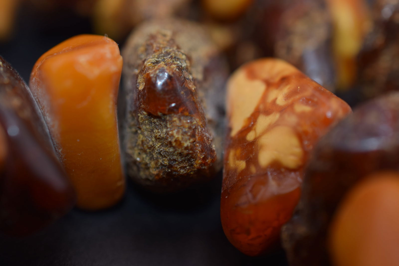 Magnificent Genuine Baltic Amber Necklace 34" 103 grams Lot 107 (1 of 13)