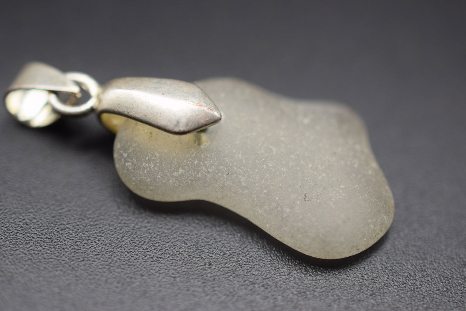 Frosted Glass Pendant Lot 112 (1 of 2)