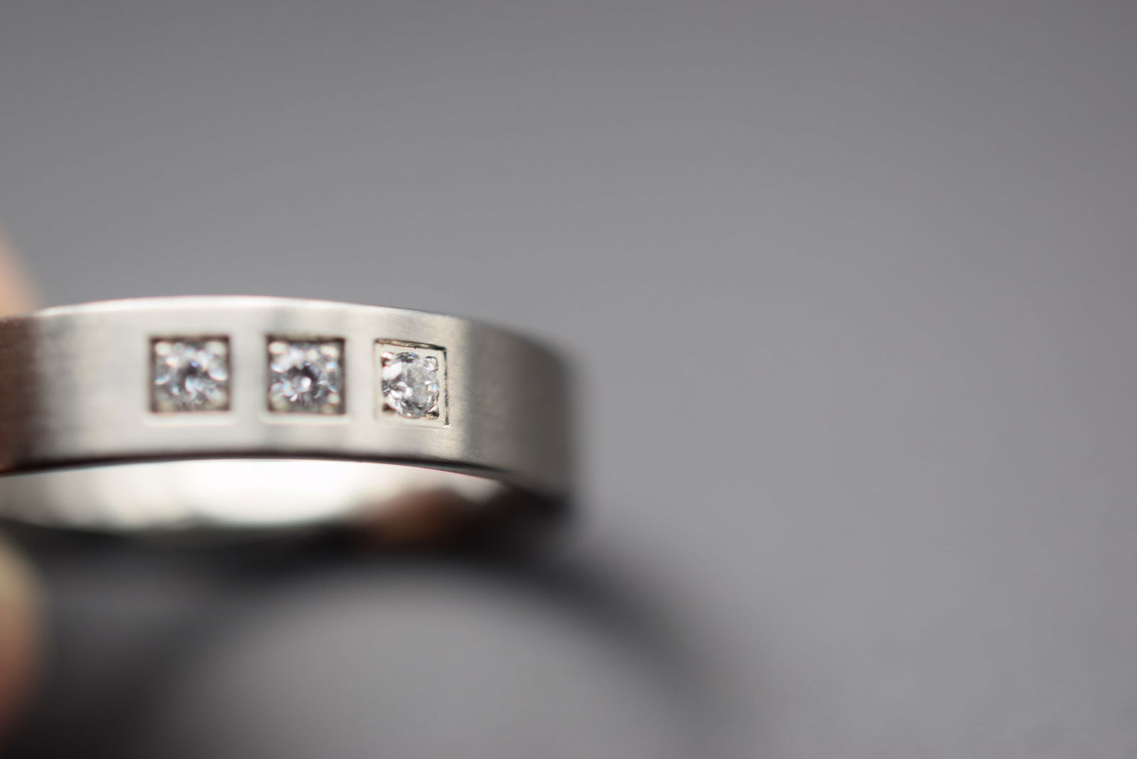 Brushed Stainless CZ Rounded Shank Band Ring Size 10.25 Lot 120 (1 of 3)