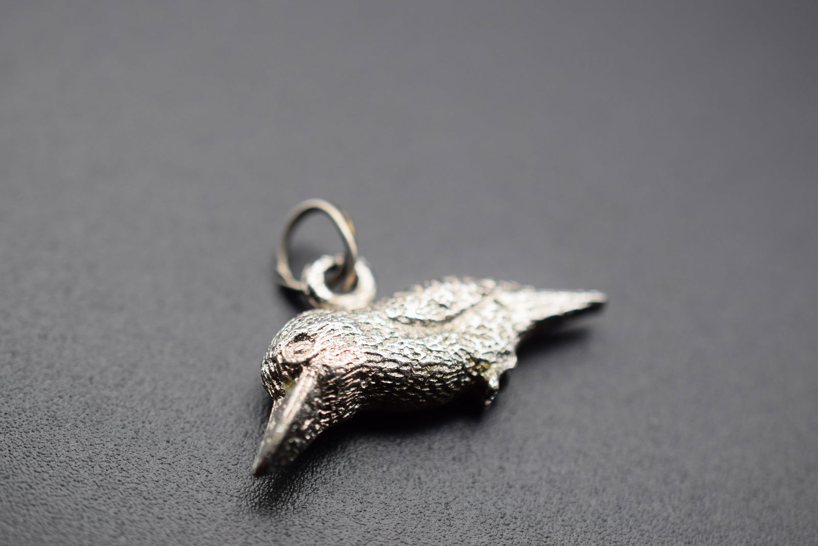 Crow Bird Pendant Charm Lot 147: Crow Bird Pendant Charm unsigned measures 1 1/8" x 1/2"