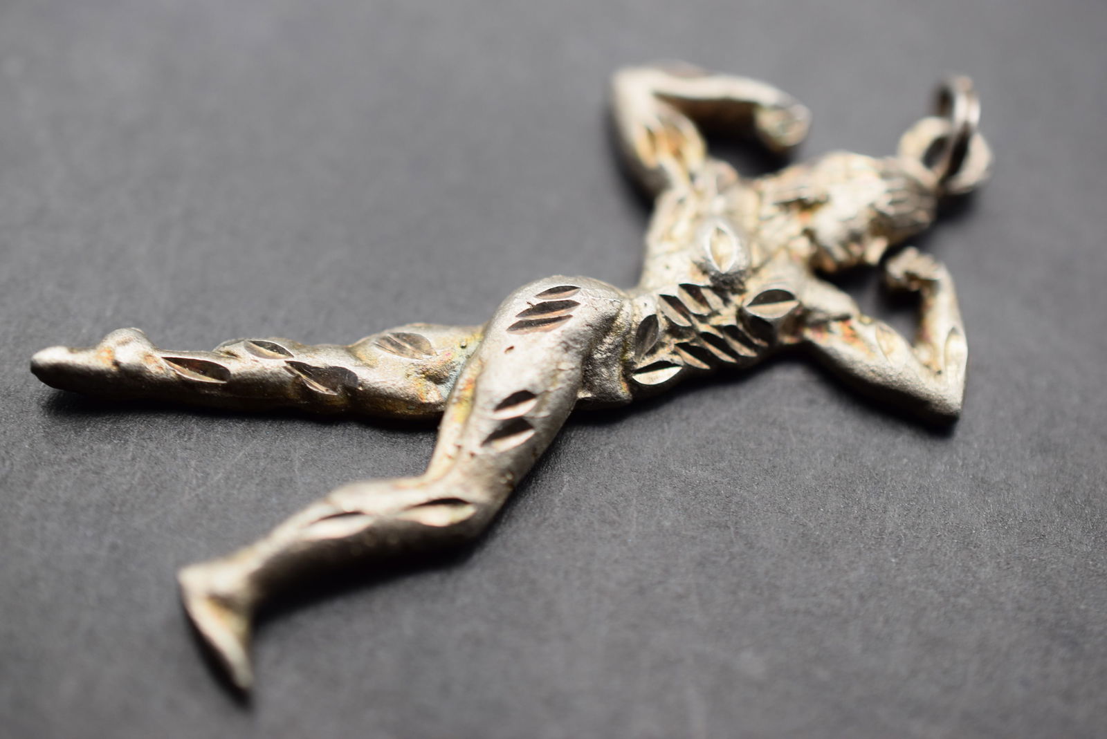 Body Builder Weight Lifter Gym Person Pendant Charm Sterling 925 Lot 160: Body Builder Weight Lifter Gym Person Pendant Charm Sterling 925 measures 2" x 1" signed 925 on the bale hook and weighs 5.08 grams