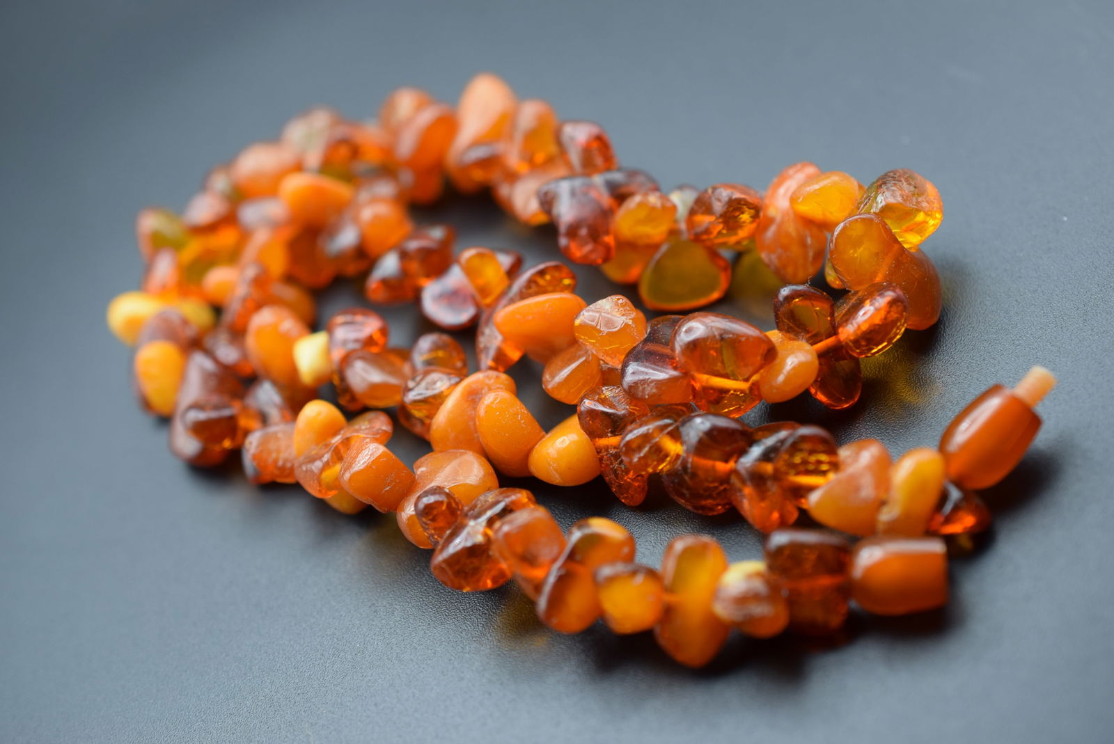 Antique Genuine Polished Amber Bead Necklace Lot# DG 179 (1 of 3)