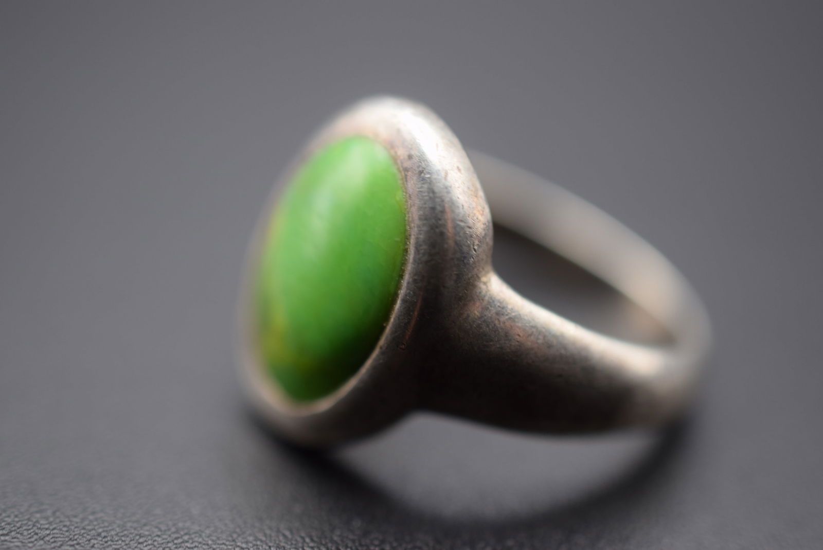 Green Stone Sterling Silver 925 Ring Size 6 Lot 214 (1 of 4)