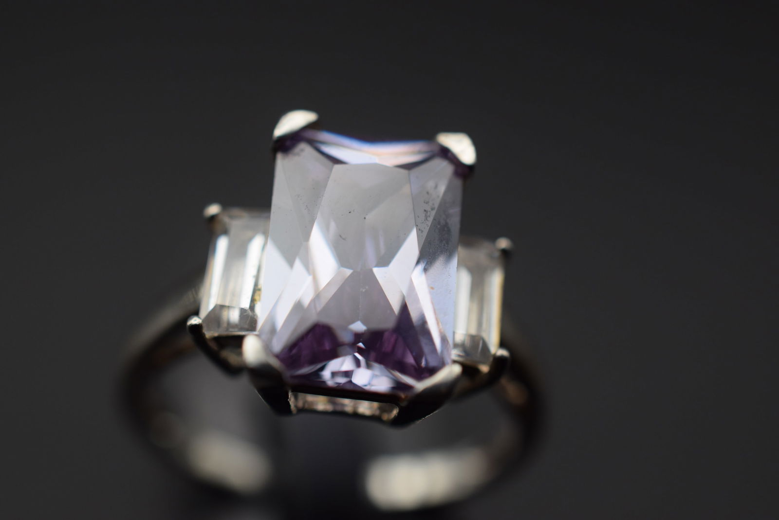 CZ Amethyst Cocktail Sterling Silver 925 Ring Size 7.75 Lot 294 (1 of 8)