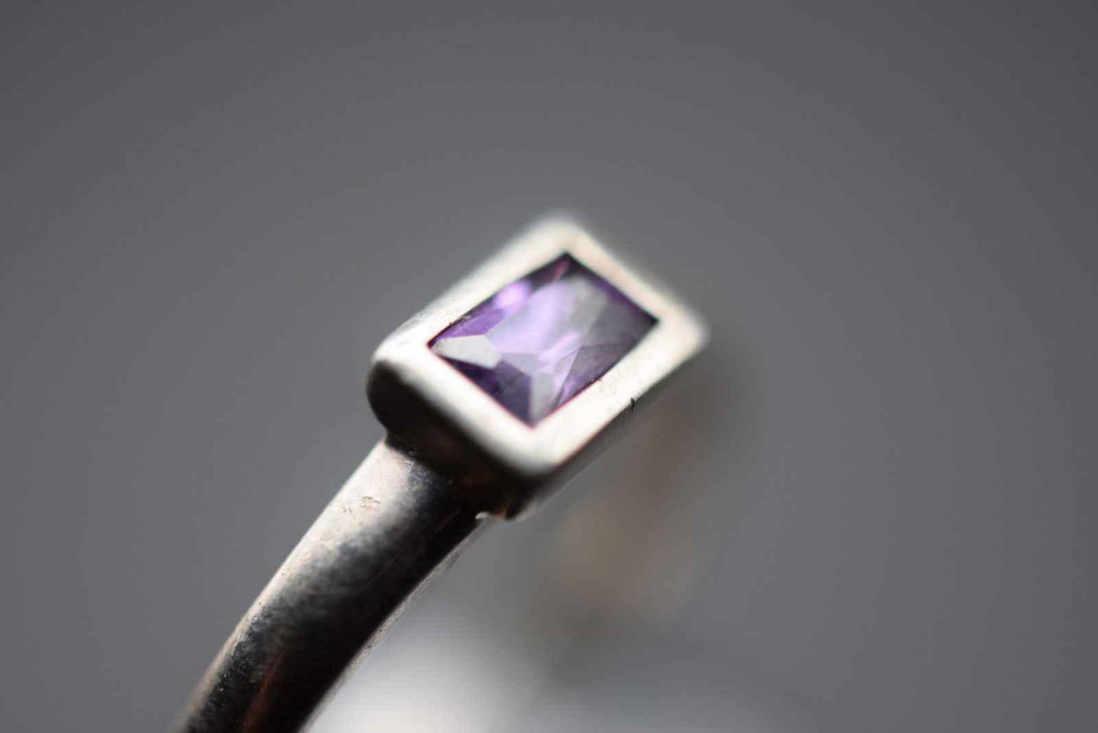 Amethyst CZ Sterling Silver 925 Ring Size 5.25 Lot 361 (1 of 4)