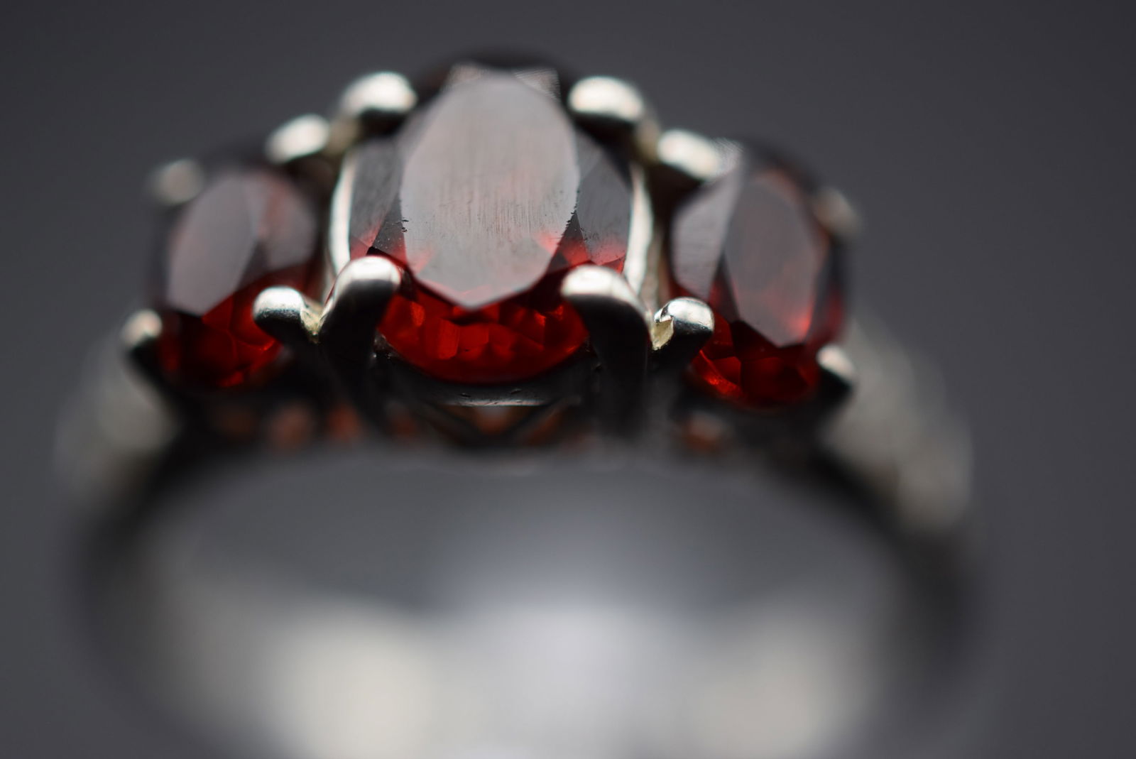 Garnet Cutwork Set Sterling Silver 925 Ring Size 7.75 Lot 364 (1 of 6)