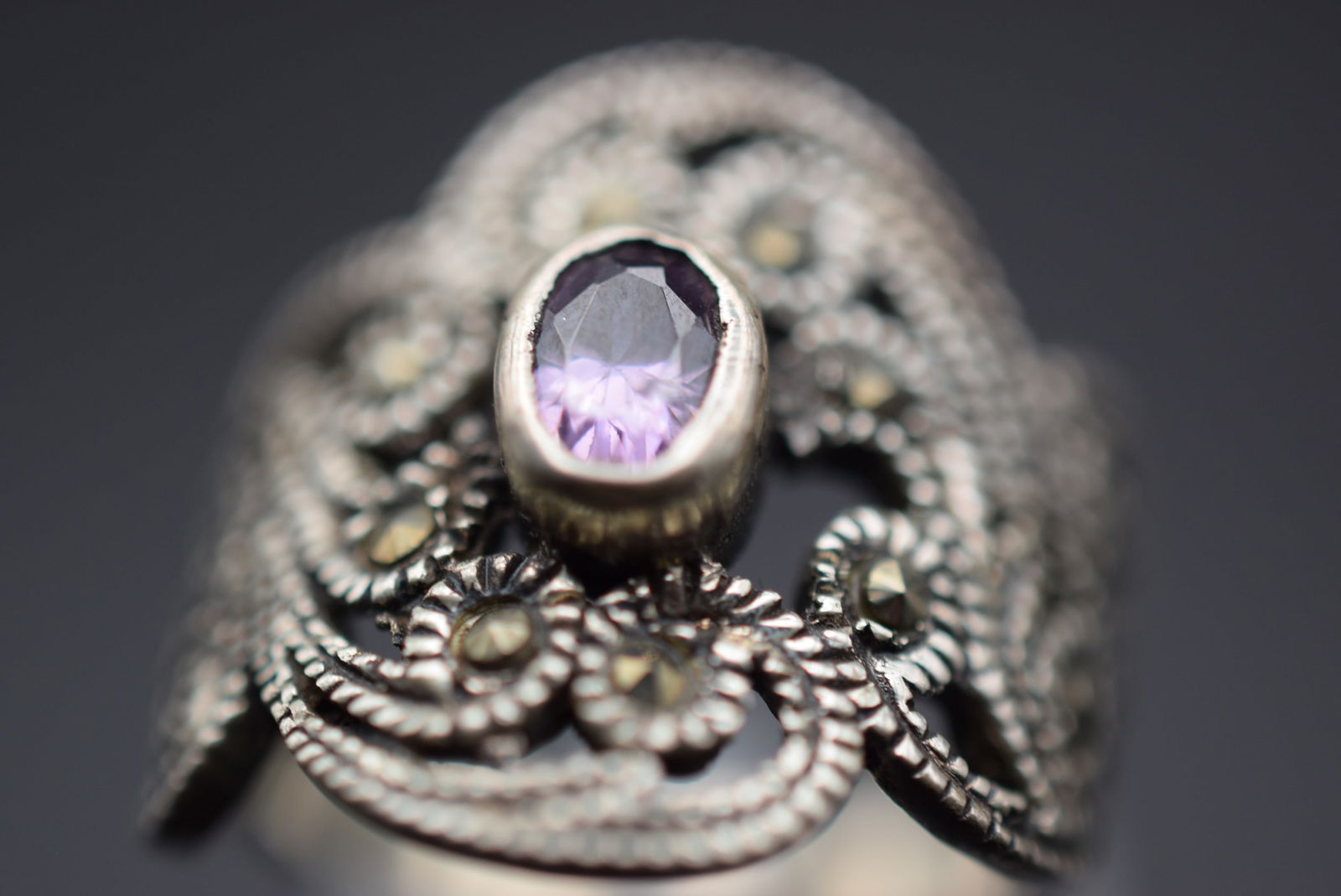 Amethyst Marcasite Sterling Silver 925 Ring Size 8 Weighs 7.3 Lot 372 (1 of 8)