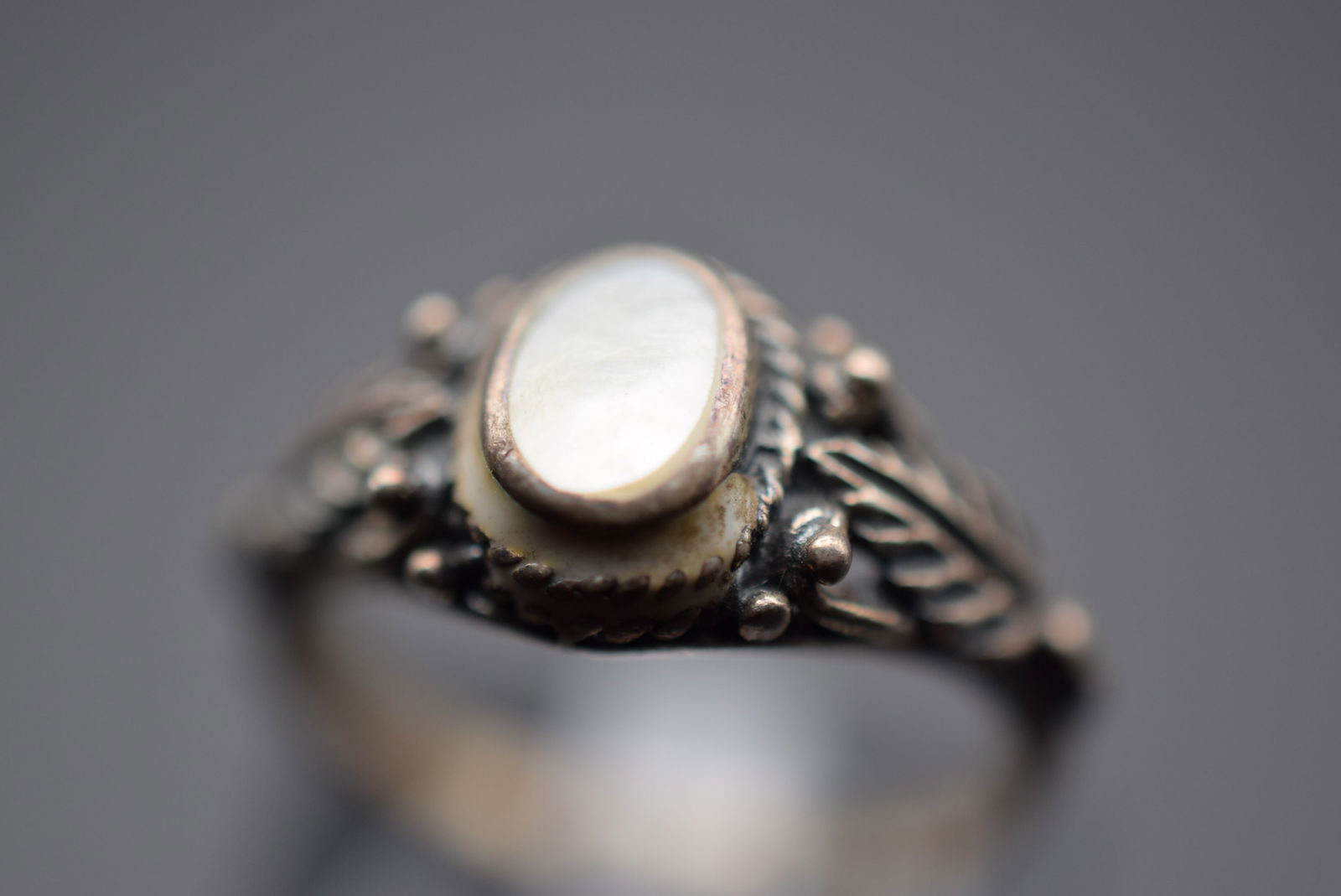 Mother of Pearl MOP Vintage Sterling Silver 925 Ring Size 5 Lot 403 (1 of 4)